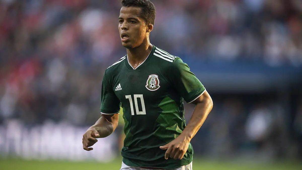 Giovani Dos Santos           (Cortesía @RafaDato2)